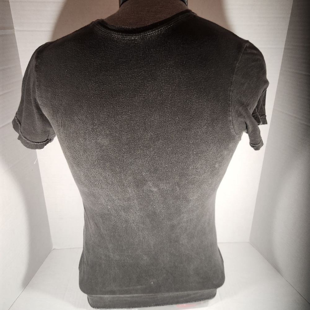 NWOT Men's Elvis Good Rockin' Tonight   Distressed T-shirt - Picture 4 of 4